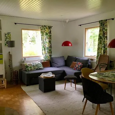 Im Wald An Der Weinstrasse Apartment