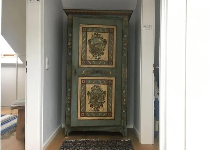 Im Wald An Der Weinstrasse